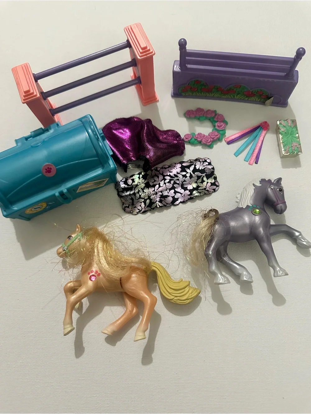 Vintage Littlest Pet Shop Champion Ponies with Jumping Contest Partial & Extras - Picture 1 of 14